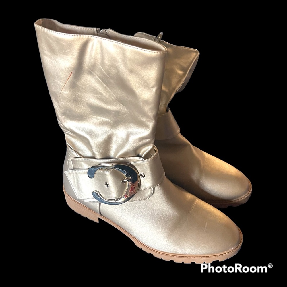 CHARMING LADY GOLD SHINY SPARKLY BIG BUCKLE LUGGED SOLE BOOTS